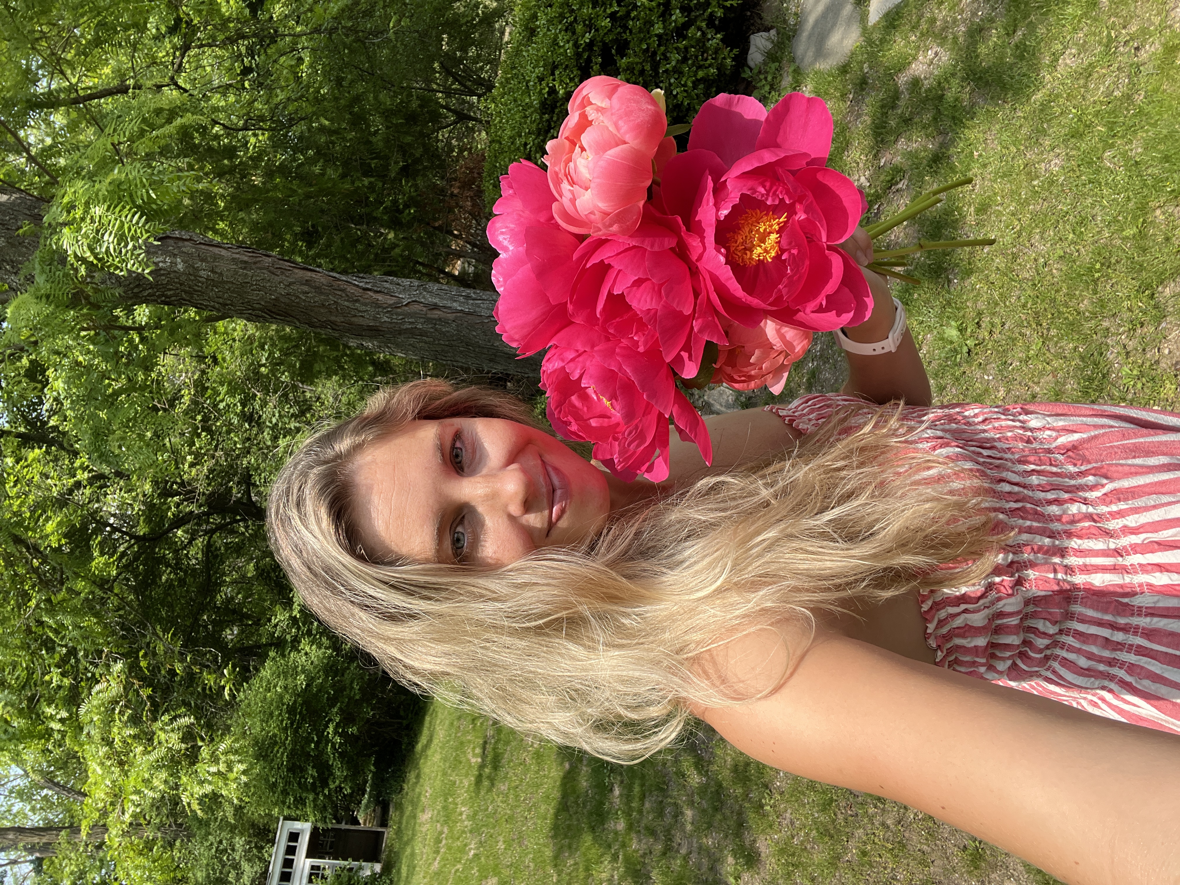 Coastal blue and white flower arrangement