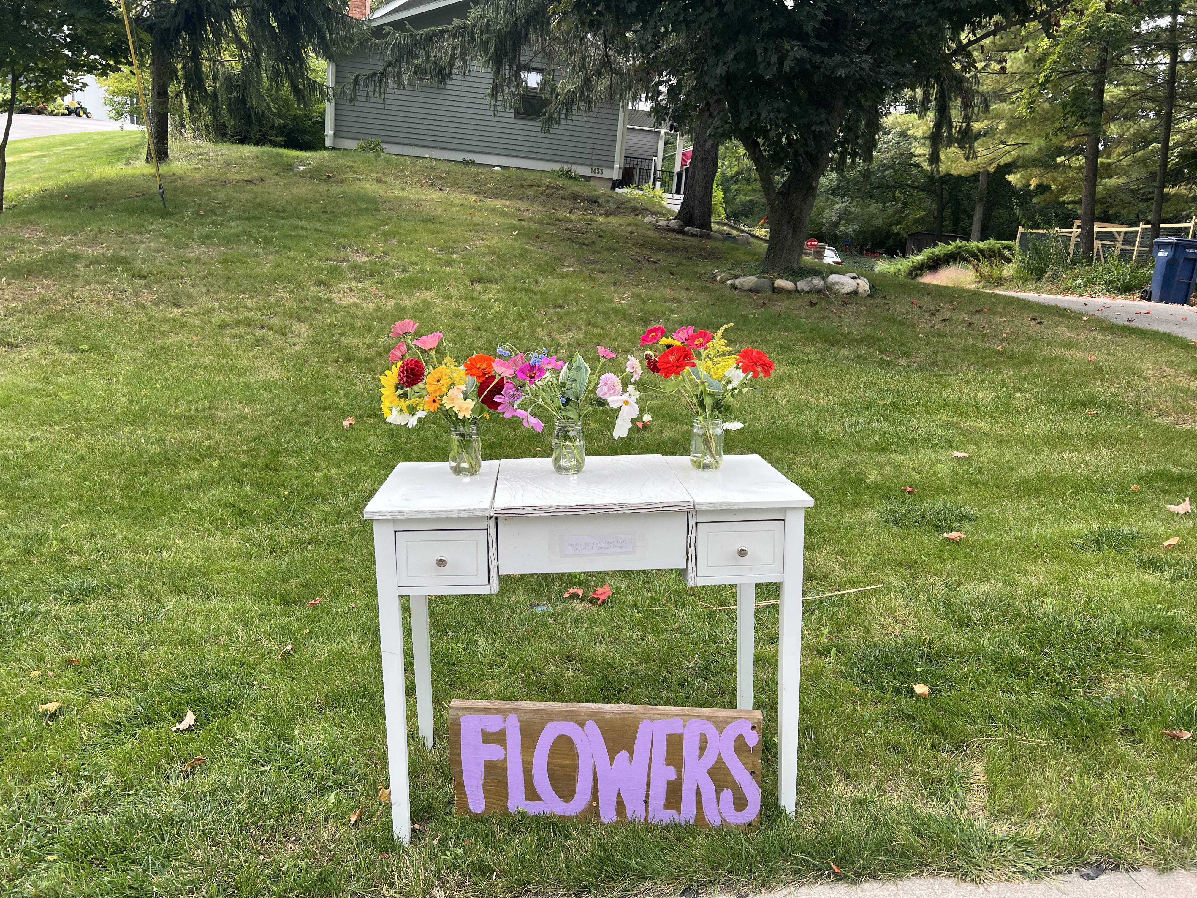 Slabtown Flowers stand in Traverse City